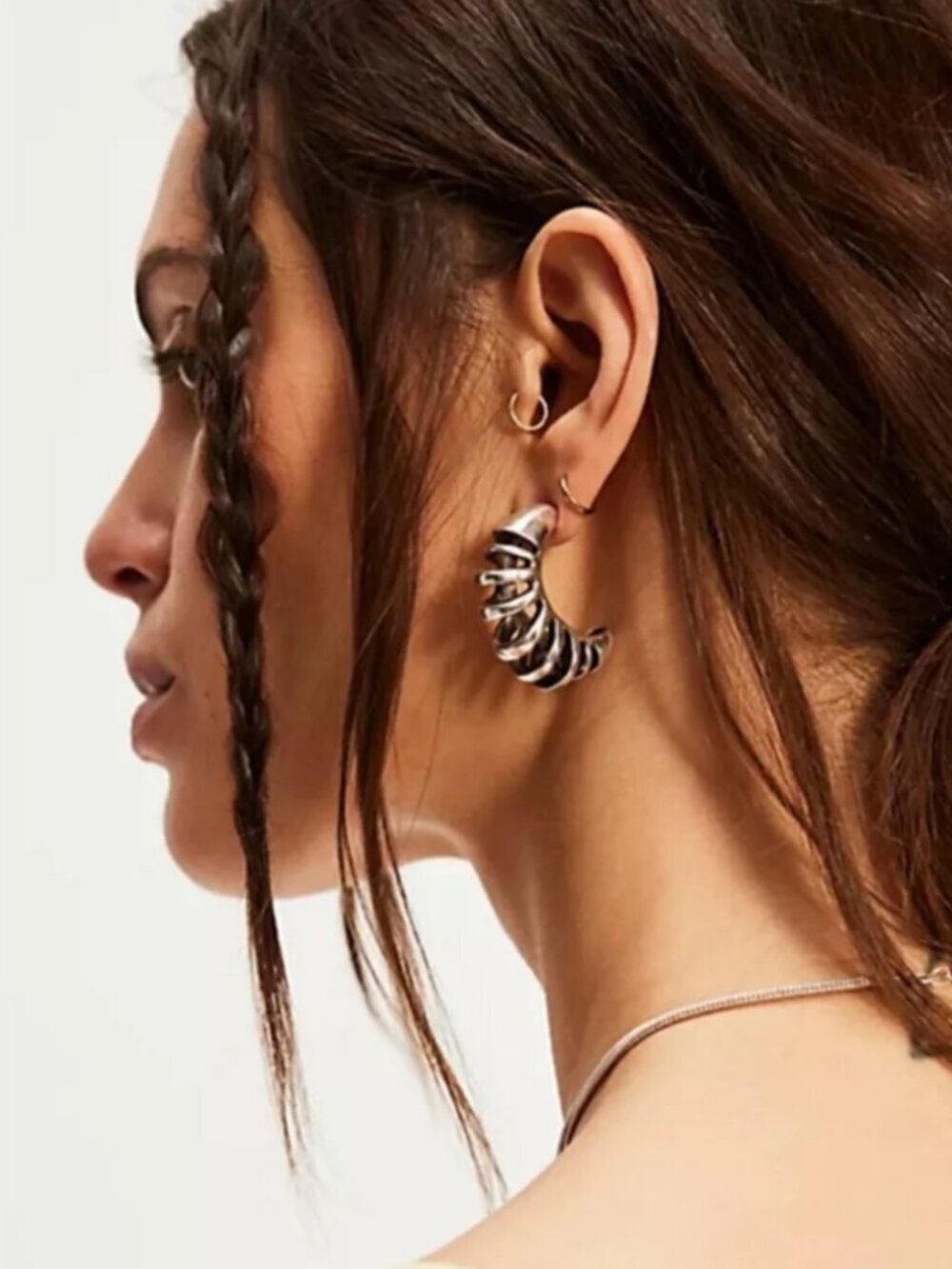 NWT Free People Zuzu Hoop Earrings in Silver